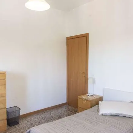 Image 3 - Retitalia, Via Portuense, 00149 Rome RM, Italy - Apartment for rent