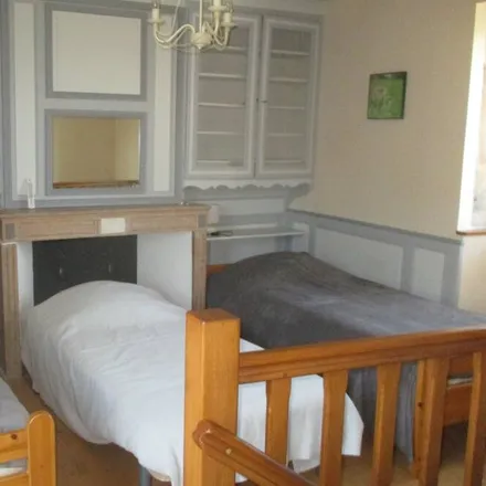 Rent this 2 bed house on 70140 La Résie-Saint-Martin