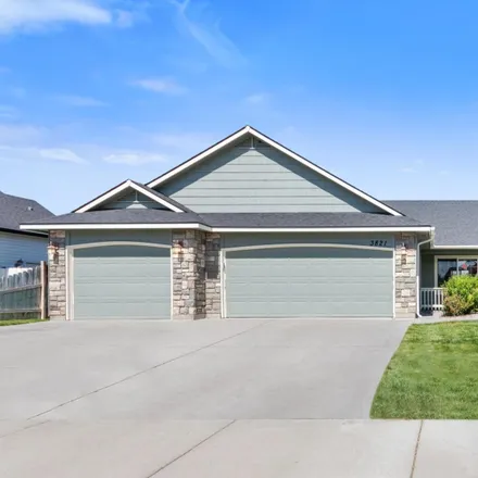 Buy this 3 bed house on 3821 Stonehedge Way in Caldwell, ID 83605