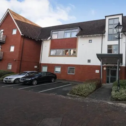 Buy this 1 bed apartment on 3 Middlepark Drive in Northfield, B31 2FL