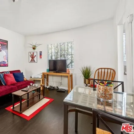 Image 7 - 4351 Normal Avenue, Los Angeles, CA 90029, USA - House for sale