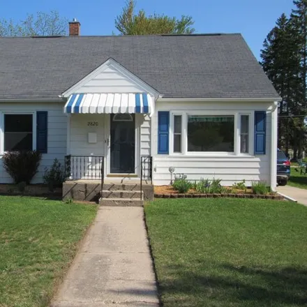 Buy this 3 bed house on 2880 Hannah Street in Marinette, WI 54143
