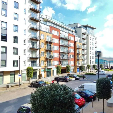 Rent this 2 bed apartment on Heritage Avenue in London, NW9 5EW