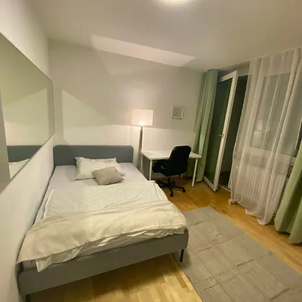 Rent this 1 bed apartment on Springerstraße 5 in 81477 Munich, Germany