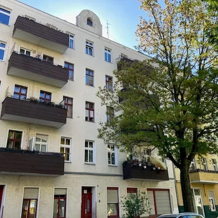 Rent this 3 bed apartment on Koloniestraße 72 in 13359 Berlin, Germany
