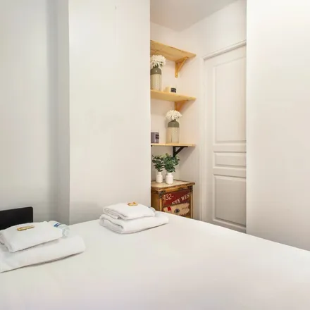 Image 5 - 26 Rue des Trois Frères, 75018 Paris, France - Apartment for rent