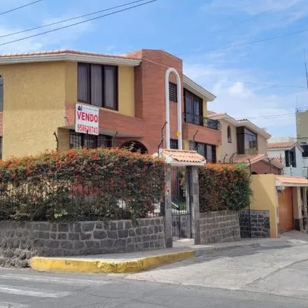 Image 2 - Calle Los Arces, Cayma, Cayma 04100, Peru - House for sale