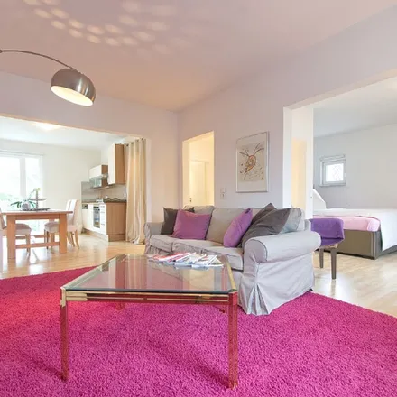 Rent this 1 bed apartment on Schneisberg in 45481 Mülheim an der Ruhr, Germany