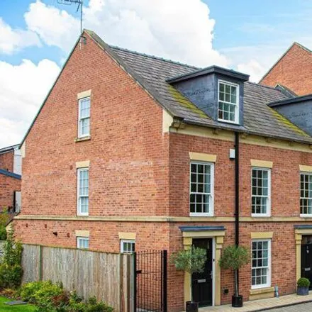 Buy this 3 bed townhouse on Crown Green Court in Waterlode, Nantwich