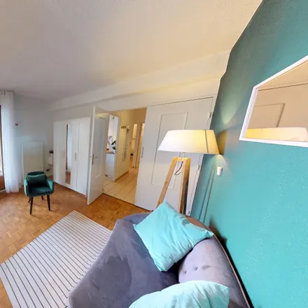 Rent this 3 bed room on 12 rue Agathoise