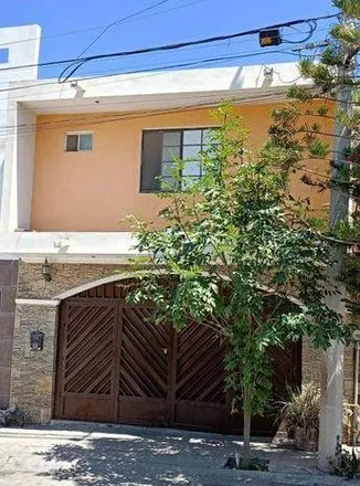 Buy this 3 bed house on Calle Del Teatro in Privadas de Santa Catarina, 66367 Santa Catarina