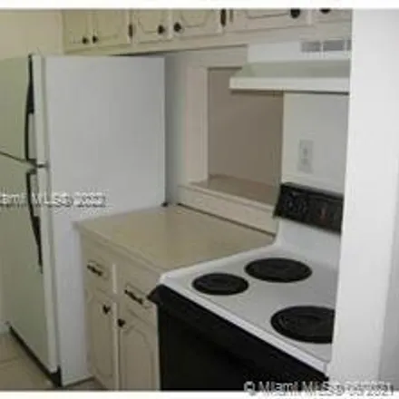 Image 4 - 14301 Southwest 88th Street, Kendall Lakes, Miami-Dade County, FL 33186, USA - Condo for rent