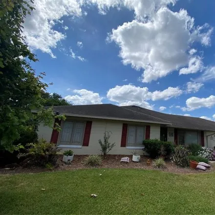 Buy this 3 bed house on 578 North Echo Drive in Lake Alfred, Polk County