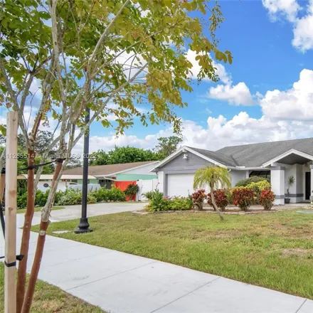 Buy this 3 bed house on 2174 Southeast Floresta Drive in Port Saint Lucie, FL 34984
