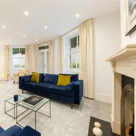 Image 1 - Conway House, 5-6 Ormonde Gate, London, SW3 4EU, United Kingdom - Apartment for sale