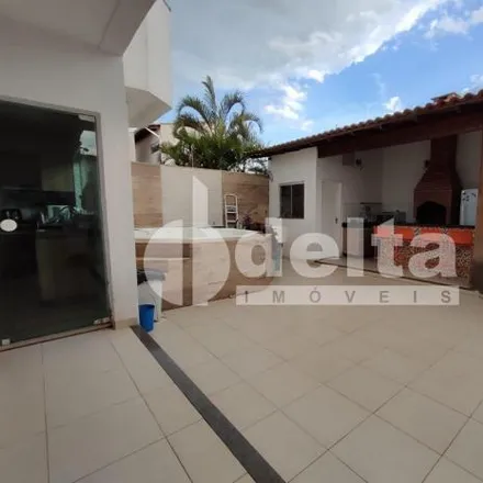 Image 2 - Rua Monza, Jardim Europa, Uberlândia - MG, 38414-564, Brazil - House for rent