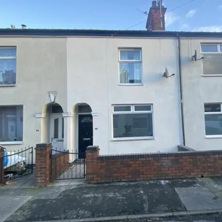 Buy this 2 bed townhouse on Kingston Street in Old Goole, DN14 5RT