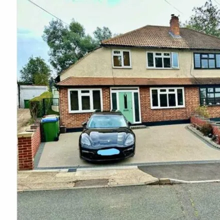 Buy this 4 bed duplex on Arcadian Close in Bridgen, London