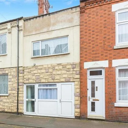 Buy this 5 bed townhouse on Beaumanor Road in Leicester, LE4 5QB