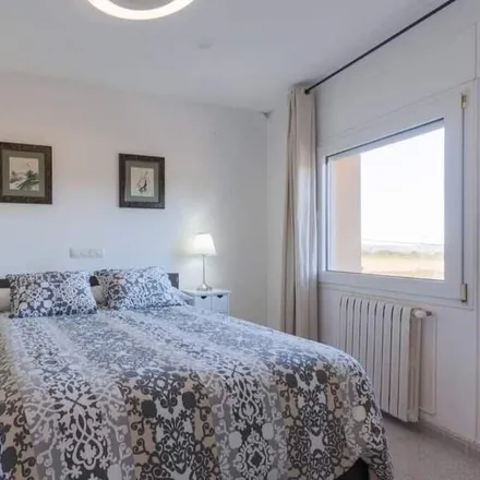 Rent this 3 bed house on Torrent in Carrer de l'Estació, 46900 Torrent