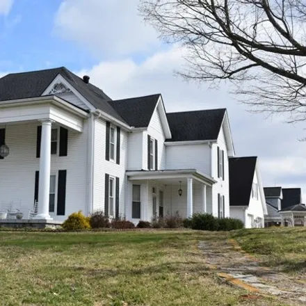 Buy this 7 bed house on 110 Mercedes Street in Carthage, TN 37030