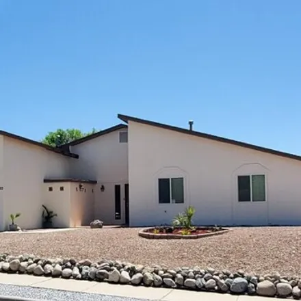 Buy this 3 bed house on 3341 Ridgeline Drive in Las Cruces, NM 88005