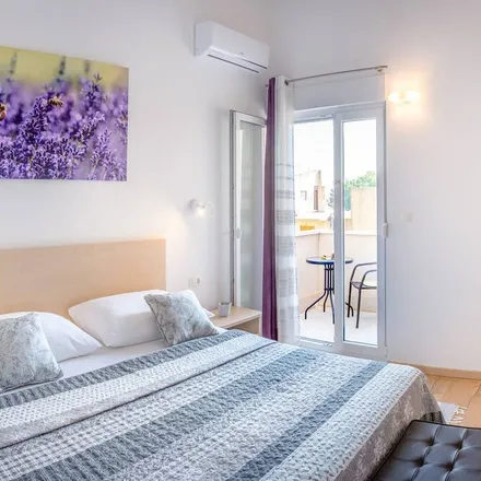 Rent this 5 bed house on Duće in Split-Dalmatia County, Croatia