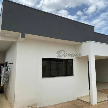 Buy this 3 bed house on Rua Tangará da Serra in Jardim Amazônia, Lucas do Rio Verde - MT