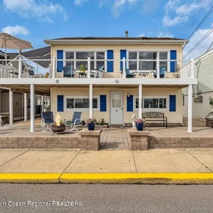 Image 2 - U.S. Coast Guard Station, 61 Inlet Drive, Point Pleasant Beach, NJ 08742, USA - House for rent