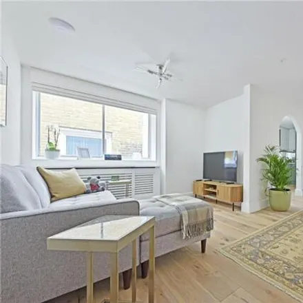 Rent this 3 bed room on 4 Gaspar Mews in London, SW5 0NB