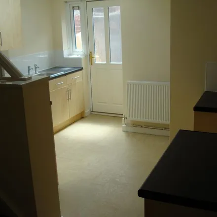 Image 3 - Wilburn Street, Liverpool, L4 4EA, United Kingdom - Townhouse for rent