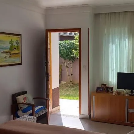 Image 1 - Rua Indaiatuba, Rudge Ramos, São Bernardo do Campo - SP, 09614-000, Brazil - House for sale