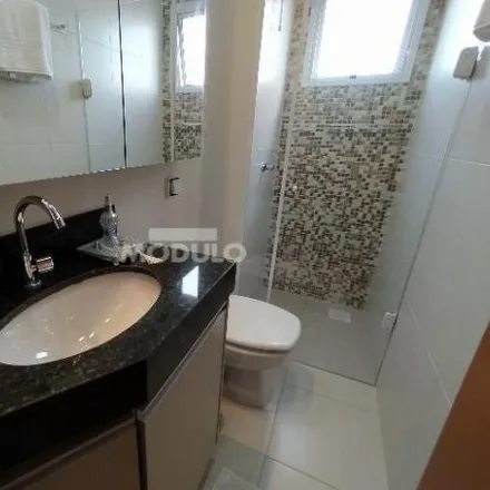 Rent this 3 bed apartment on Avenida Segismundo Pereira 1115 in Segismundo Pereira, Uberlândia - MG