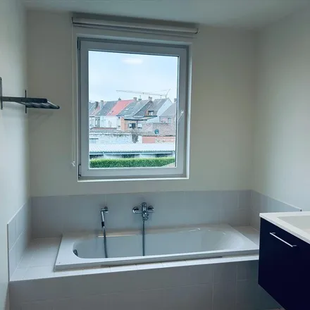 Image 9 - Serruysstraat, 8501 Kortrijk, Belgium - Apartment for rent