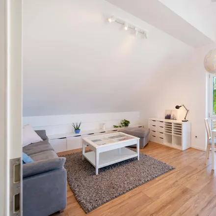 Rent this 1 bed apartment on Parkstraße 17 in 82194 Gröbenzell, Germany