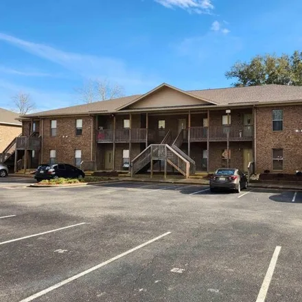 Buy this 3 bed condo on Knollwood Avenue in Fairhope, AL 36532