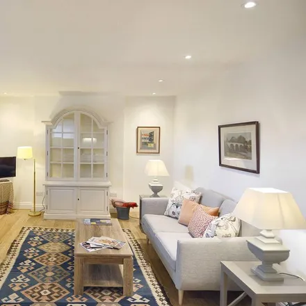 Rent this 2 bed apartment on 8 Vincent Street in London, SW1P 4NJ