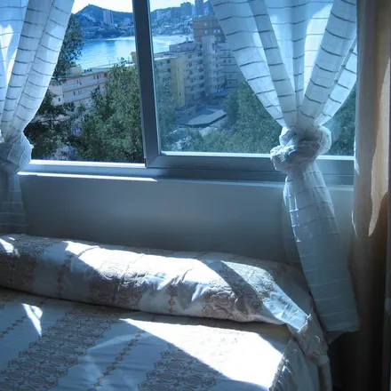 Rent this 2 bed apartment on Ayuntamiento de Benidorm in Plaza de SS.MM. Los reyes de España, 1