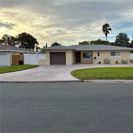 Buy this 2 bed house on 593 39th Avenue in Saint Pete Beach, Pinellas County