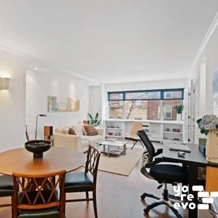 Image 1 - 79 West 12th Street, New York, NY 10011, USA - Apartment for sale