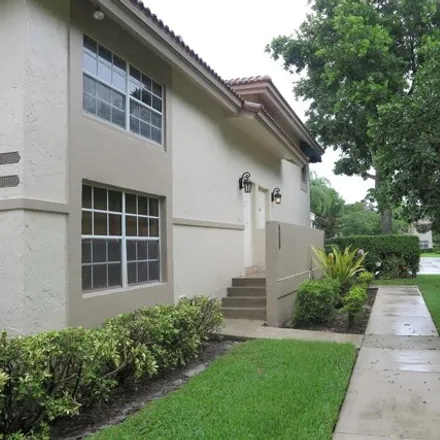 Rent this 3 bed condo on Via Regina in Palm Beach County, FL 33433