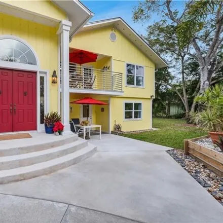 Buy this 5 bed house on North Rd. in East Naples, FL 34104