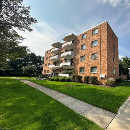 Image 1 - 521 Tollis Parkway, Broadview Heights, OH 44147, USA - Condo for sale