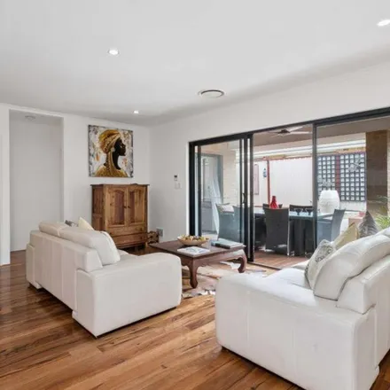 Image 2 - Cornwall Street, Lathlain WA 6100, Australia - Apartment for rent