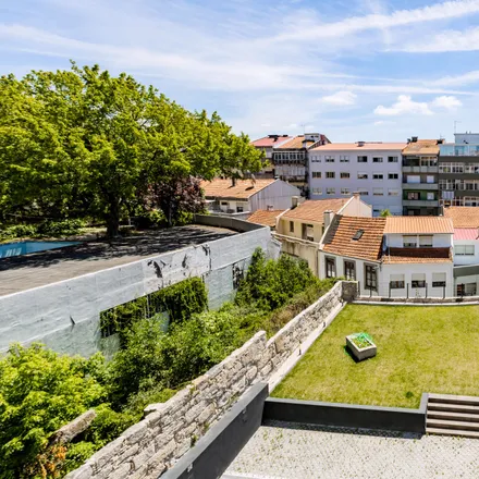 Image 5 - Norboxe, Rua de Camões, 4000-376 Porto, Portugal - Apartment for rent
