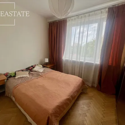 Rent this 3 bed apartment on Aleja Wilanowska 41 in 02-765 Warsaw, Poland