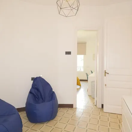 Rent this 5 bed apartment on Forn Verdaguer in Passeig de Sant Joan, 111