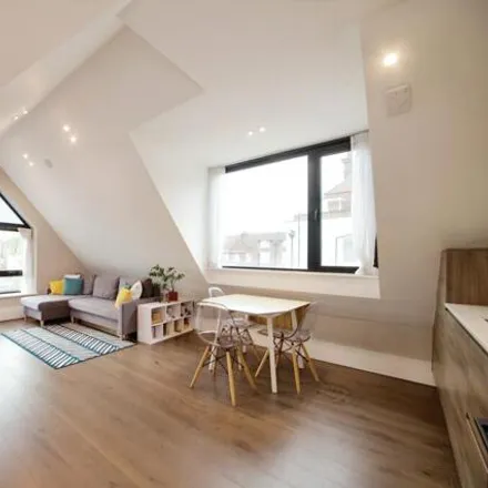 Image 1 - Hodford Road, Accommodation Road, London, NW11 8EB, United Kingdom - Apartment for sale