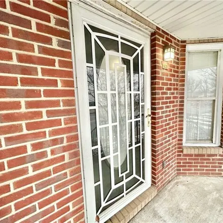 Rent this 3 bed townhouse on 801 West Leigh Street in Richmond, VA 23220