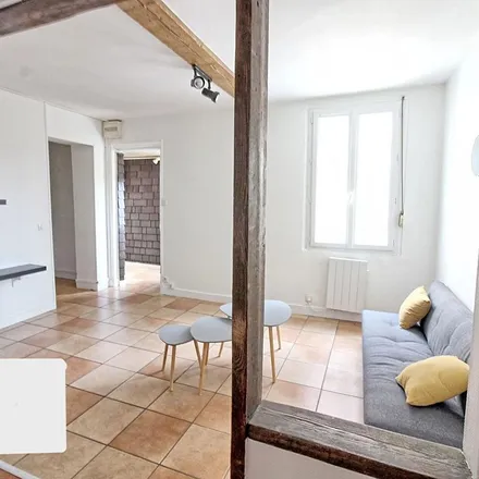 Rent this 2 bed apartment on 2 Impasse Lucet in 76000 Rouen, France